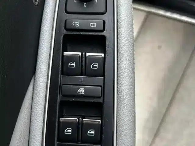 Hongqi H7 2018 3.0L Premium Edition — миниатюра 8