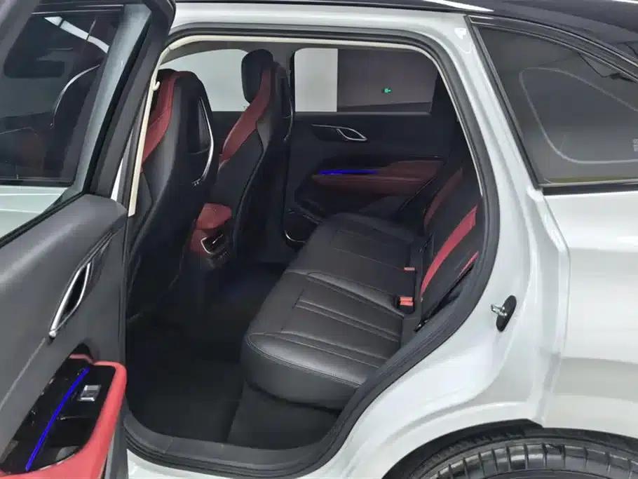 Hongqi HS3 2023 1.5T 2WD Goodness Edition — миниатюра 11