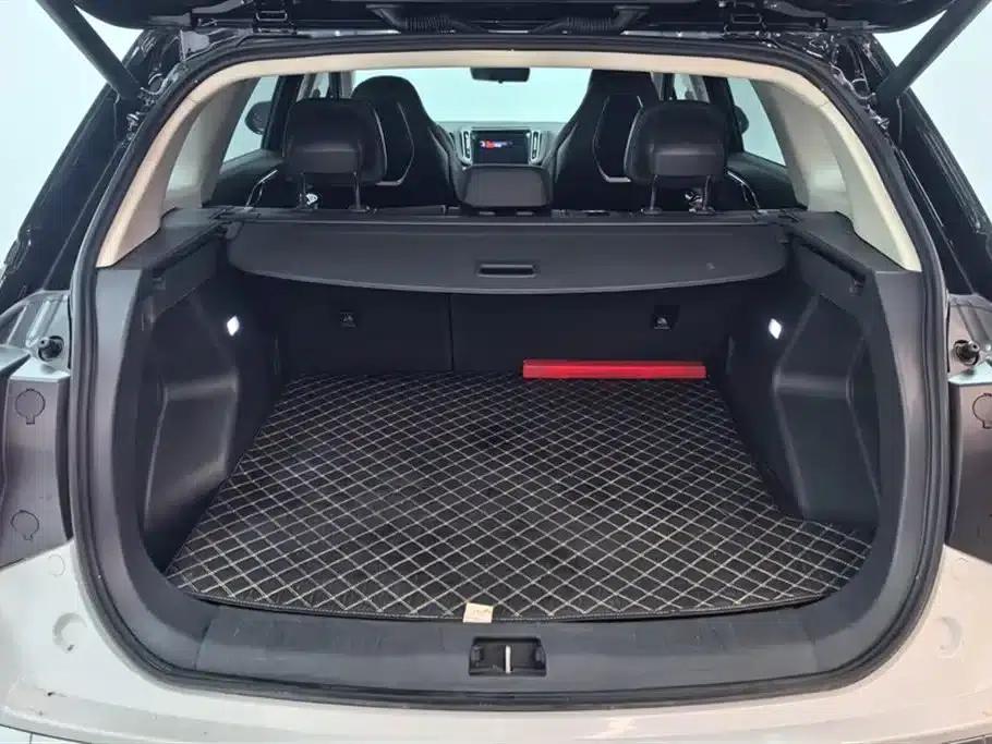 Hongqi HS3 2023 1.5T 2WD Goodness Edition — миниатюра 4