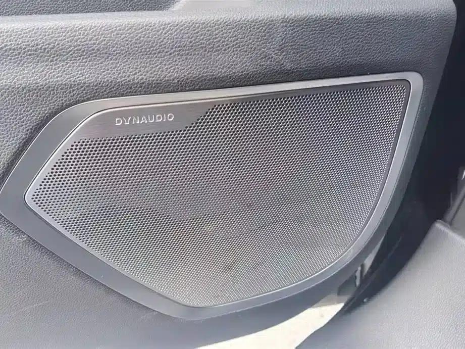 Hongqi HQ9 PHEV 2024 2.0T AWD Luxury Edition — миниатюра 13