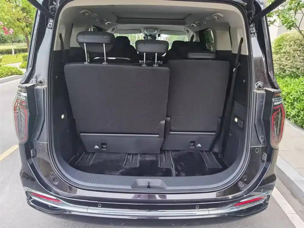 Hongqi HQ9 PHEV 2024 2.0T AWD Luxury Edition — миниатюра 5