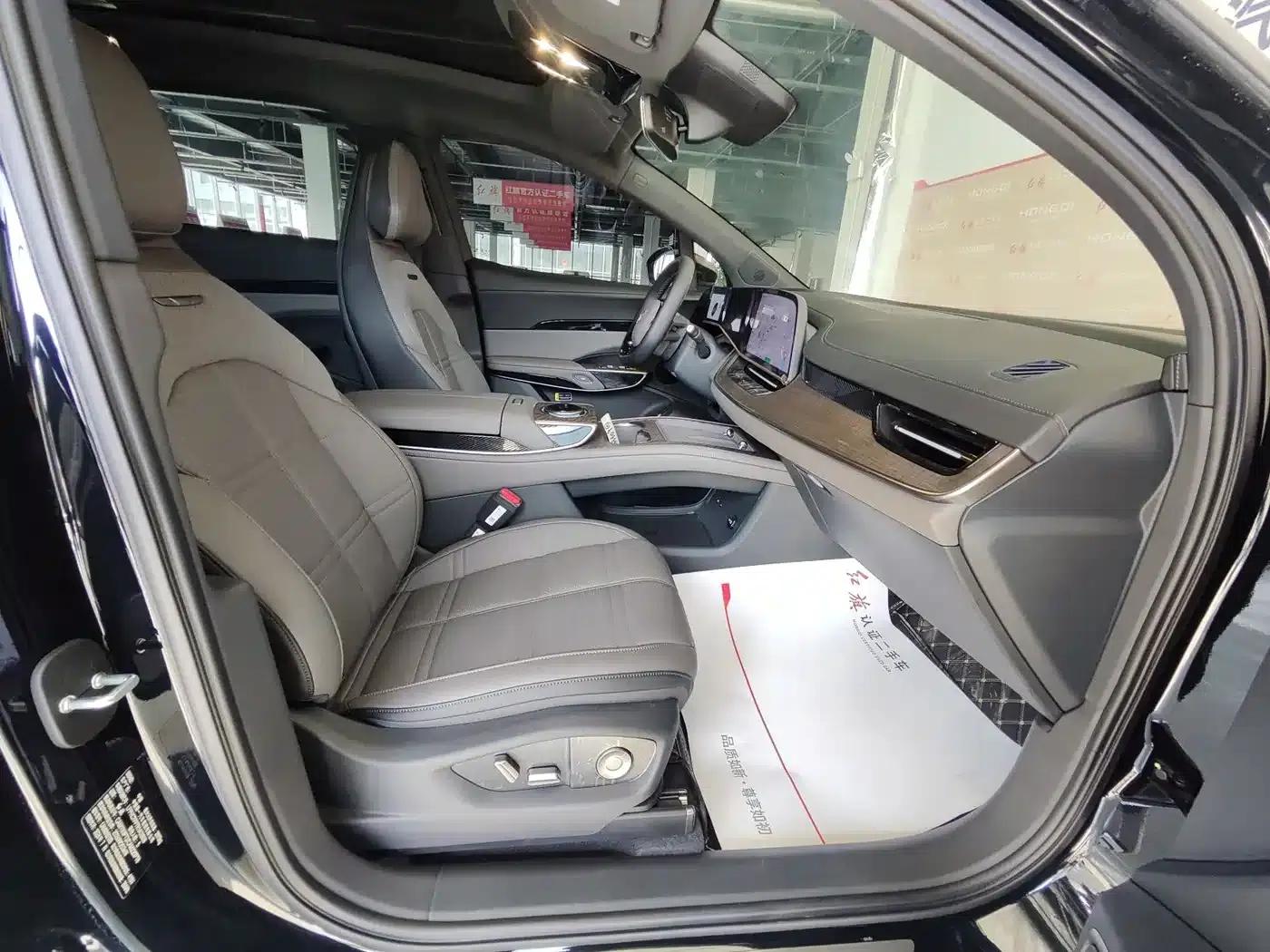 Hongqi Tiangong 08 2025 680 Ultra 4WD Edition — миниатюра 8