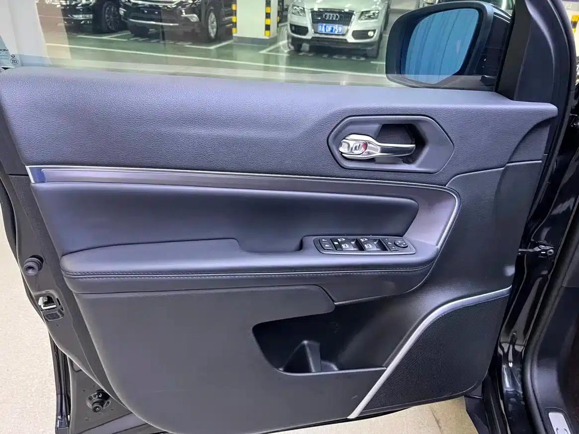 Grand Commander 2022 2.0T 2WD Luxury Edition — миниатюра 7
