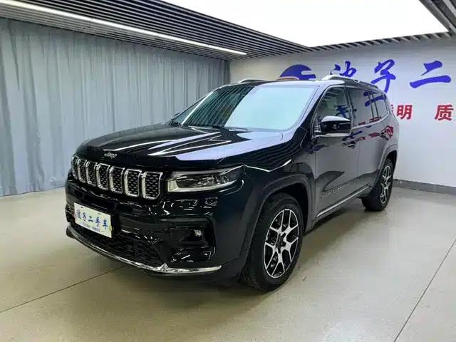 Grand Commander 2022 2.0T 2WD Luxury Edition