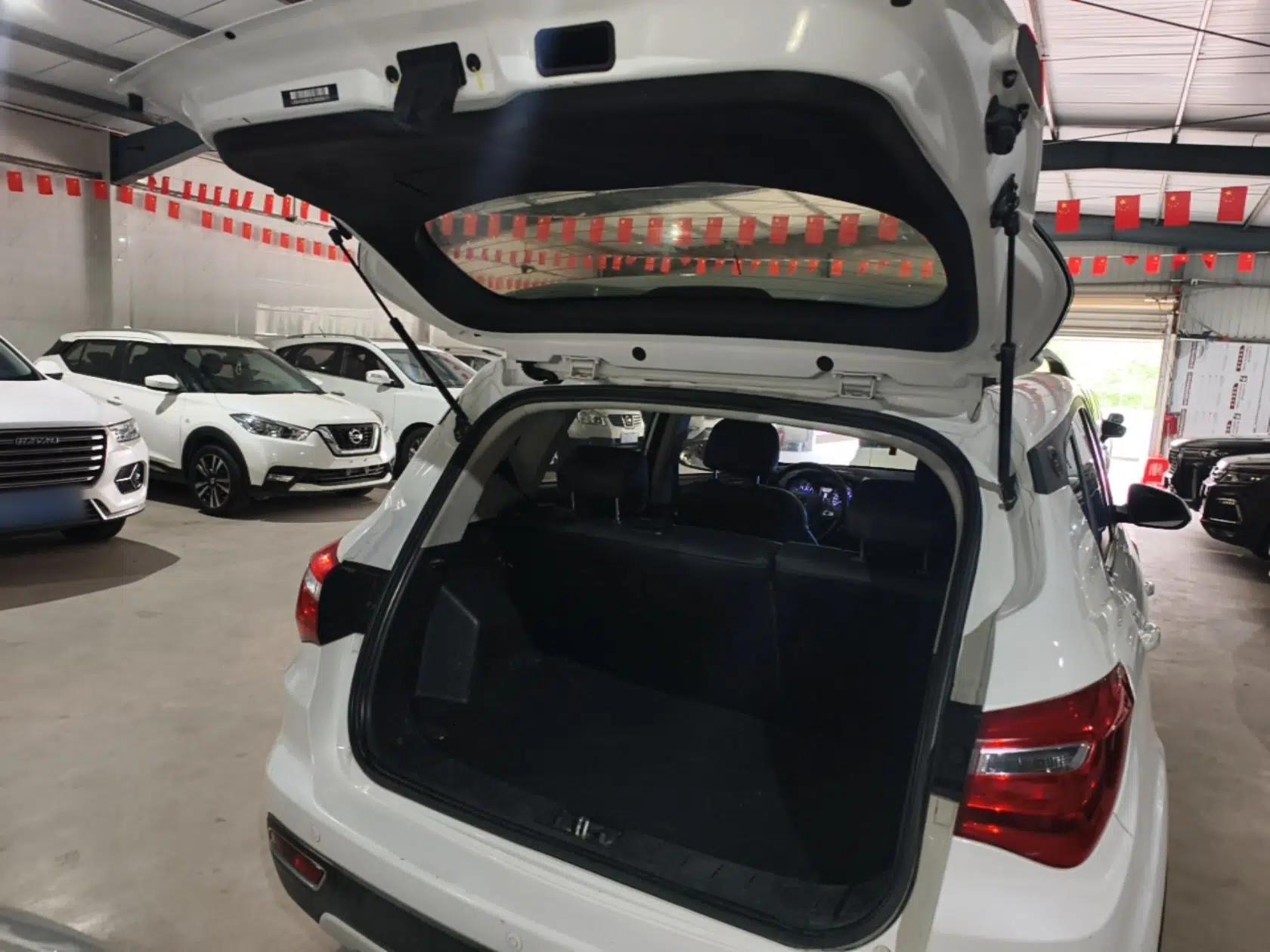 CHANGAN OSHAN COS5 2021 1.6L Manual Luxury Model — миниатюра 22
