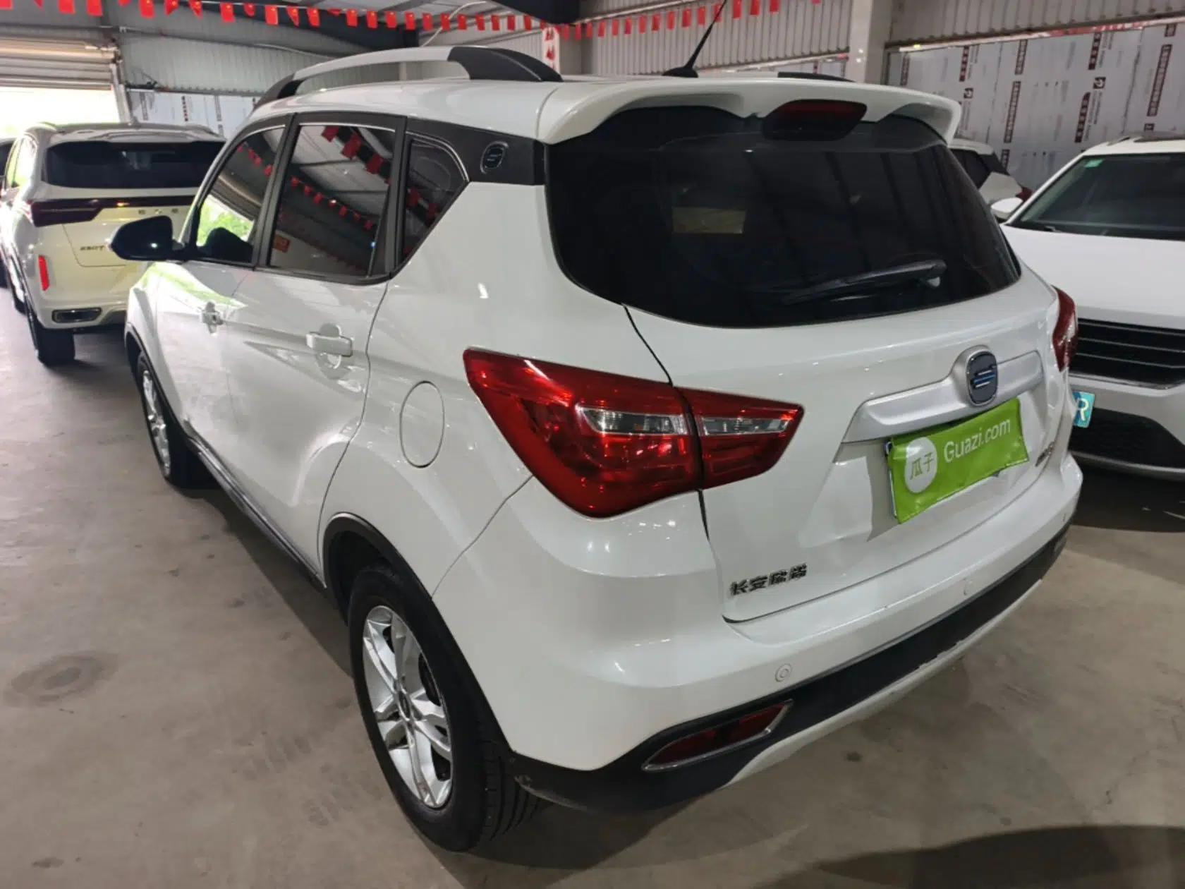 CHANGAN OSHAN COS5 2021 1.6L Manual Luxury Model — миниатюра 4