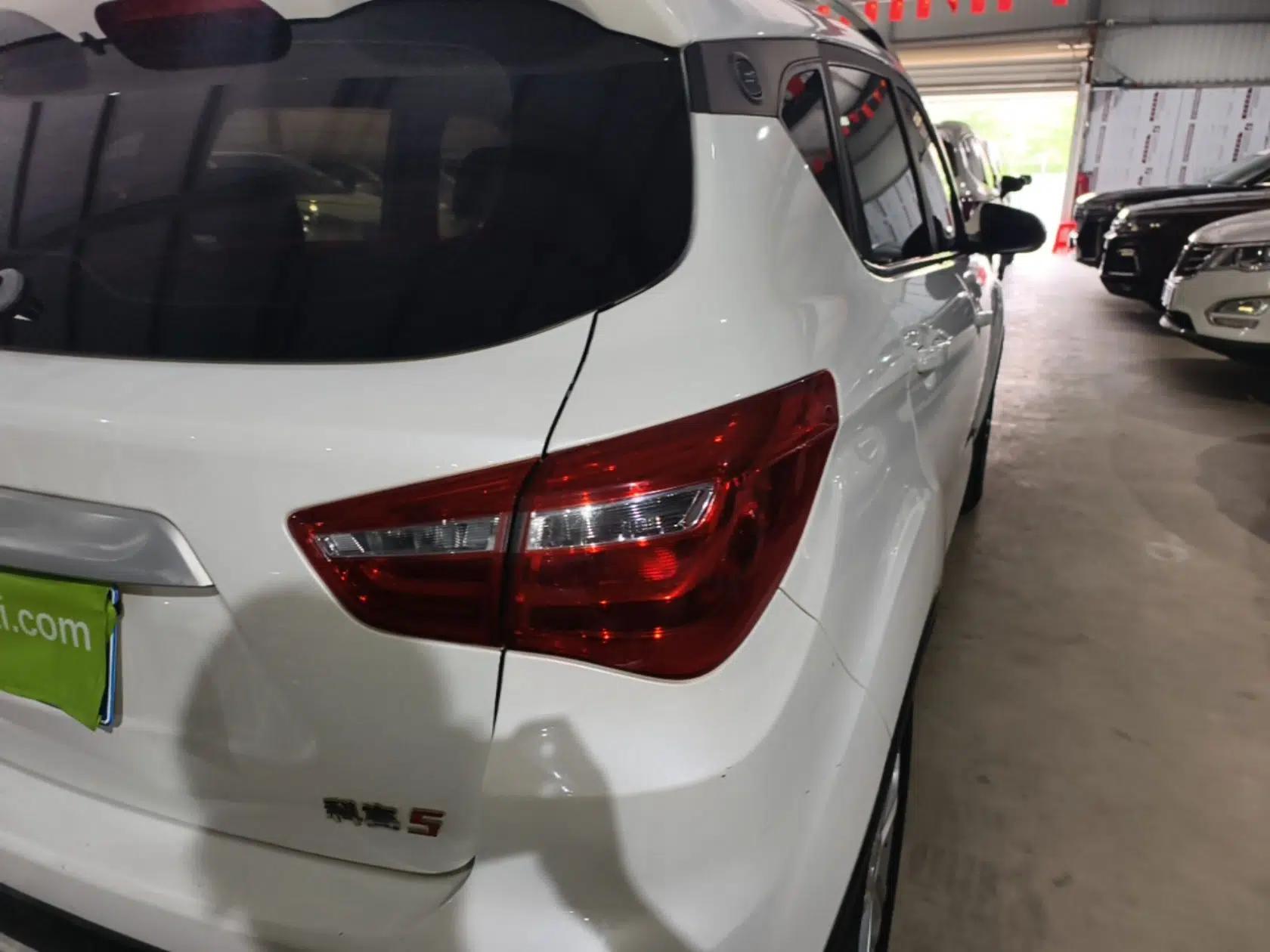 CHANGAN OSHAN COS5 2021 1.6L Manual Luxury Model — миниатюра 7