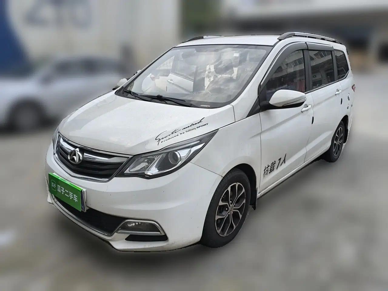 CHANGAN KAICHENG Oushang A600 2016 1.5L Manual Elite 7-Seater — миниатюра 1