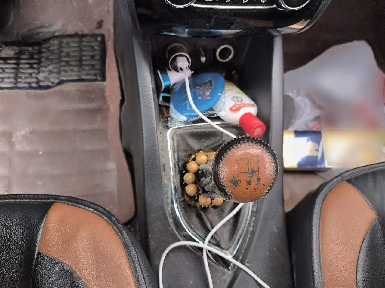 CHANGAN KAICHENG Oushang A600 2016 1.5L Manual Elite 7-Seater — миниатюра 13