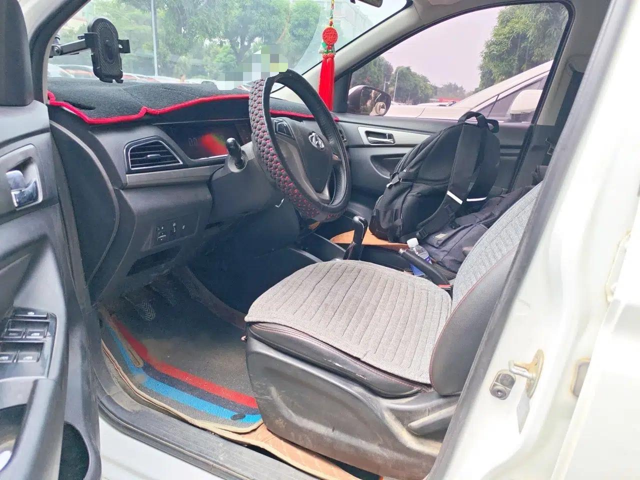 CHANGAN KAICHENG Oushang A600 2016 1.5L Manual Luxury 7-Seater — миниатюра 16