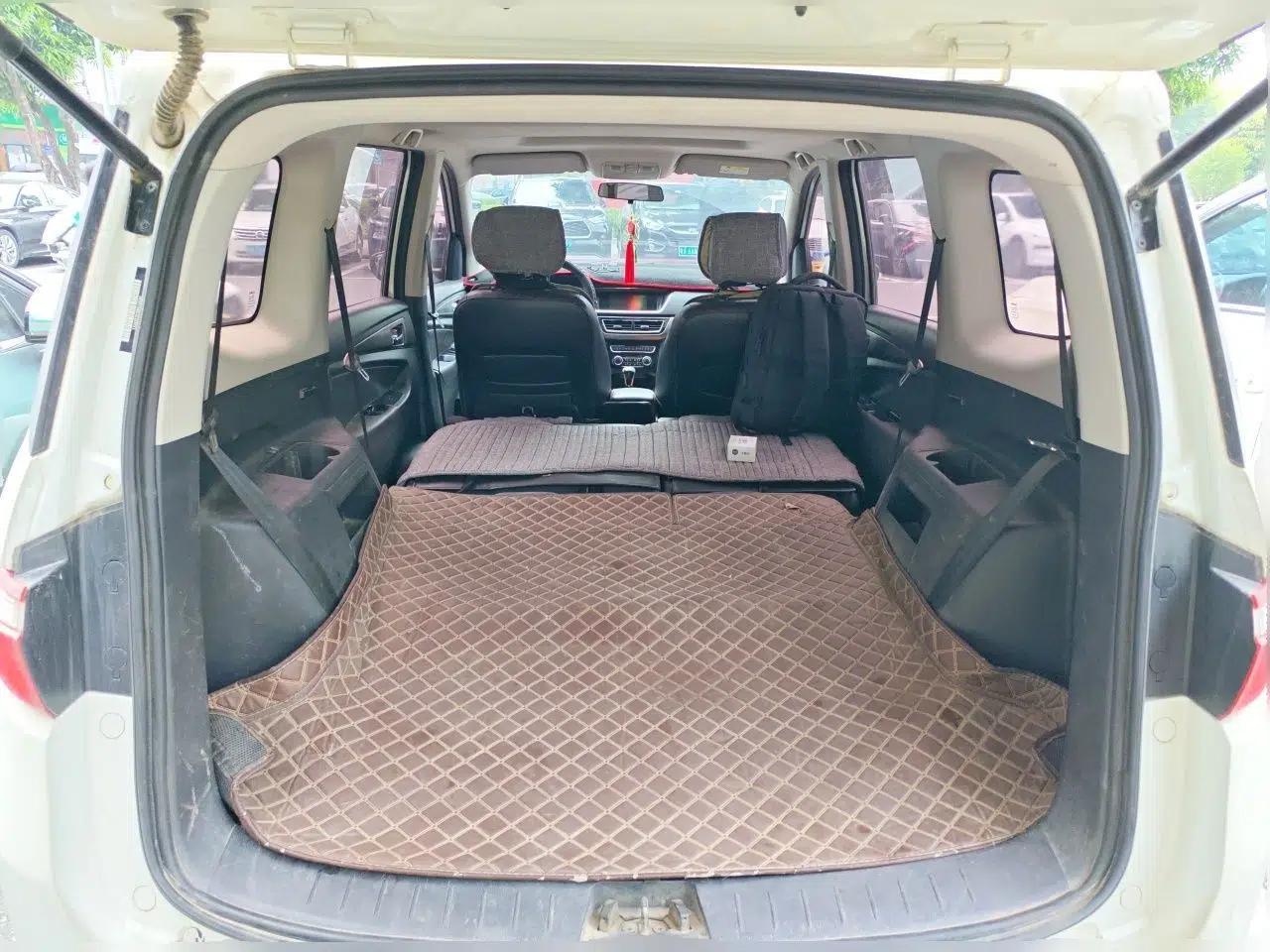 CHANGAN KAICHENG Oushang A600 2016 1.5L Manual Luxury 7-Seater — миниатюра 20