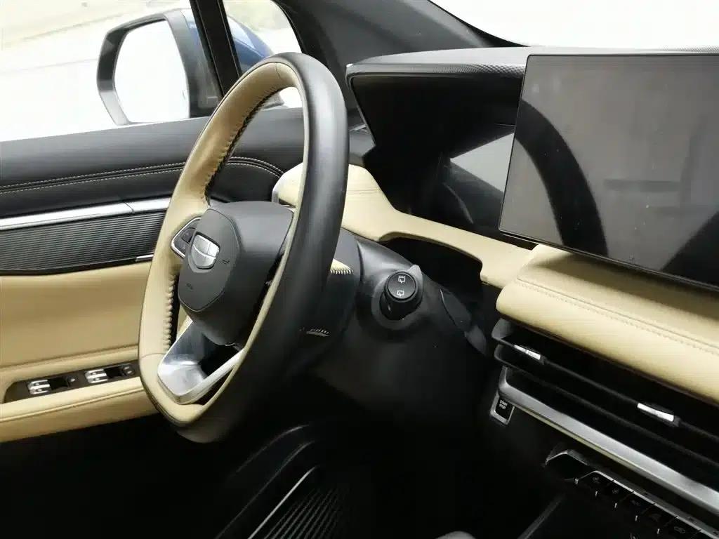 Geely Haoyue L 2023 2.0T DCT Flagship Edition — миниатюра 22