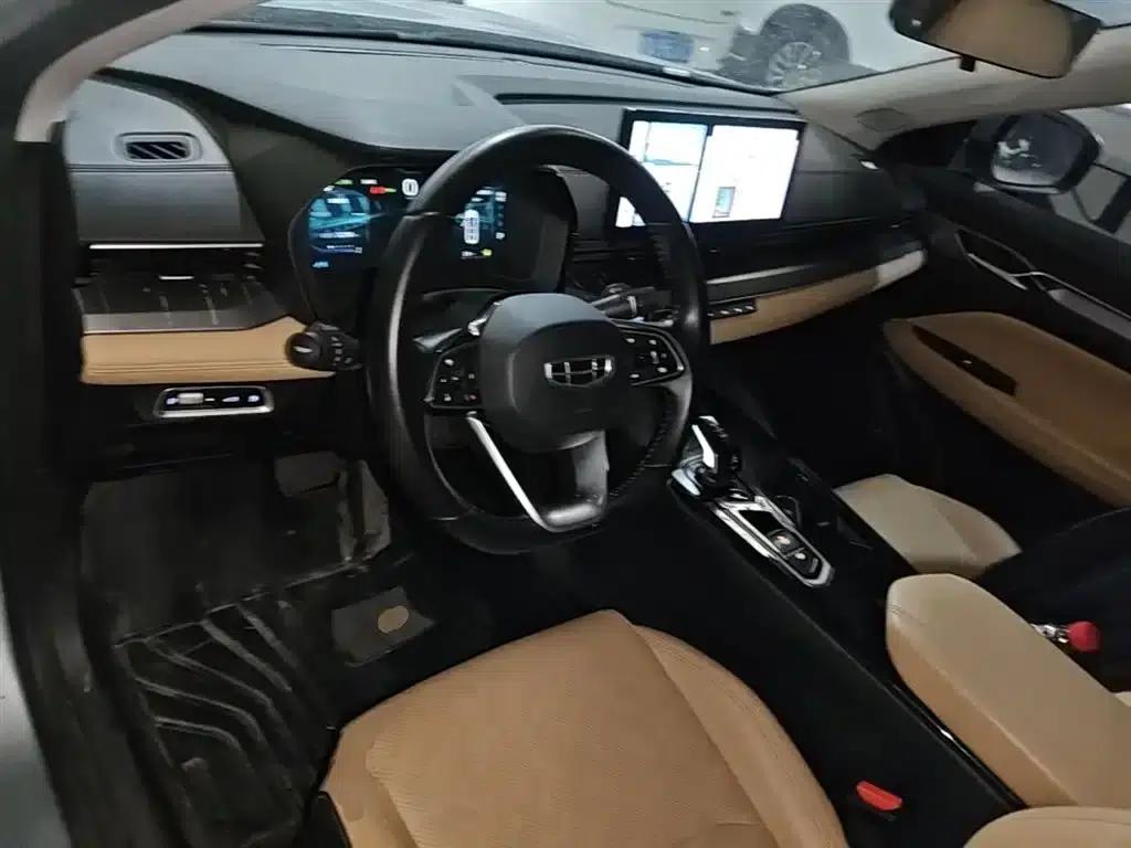 Geely Emgrand L HiP 2024 Champion Edition 1.5TD-DHT Pro 100KM Excellent Model — миниатюра 10