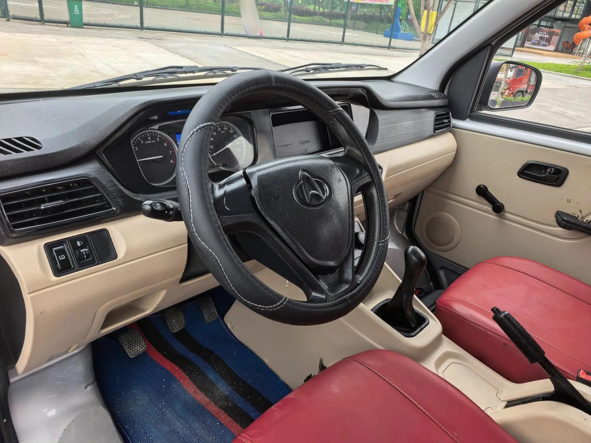 CHANGAN KUAYUE Xing V3 2023 1.5L Gasoline Standard Model 7-Seater Passenger Vehicle — миниатюра 12
