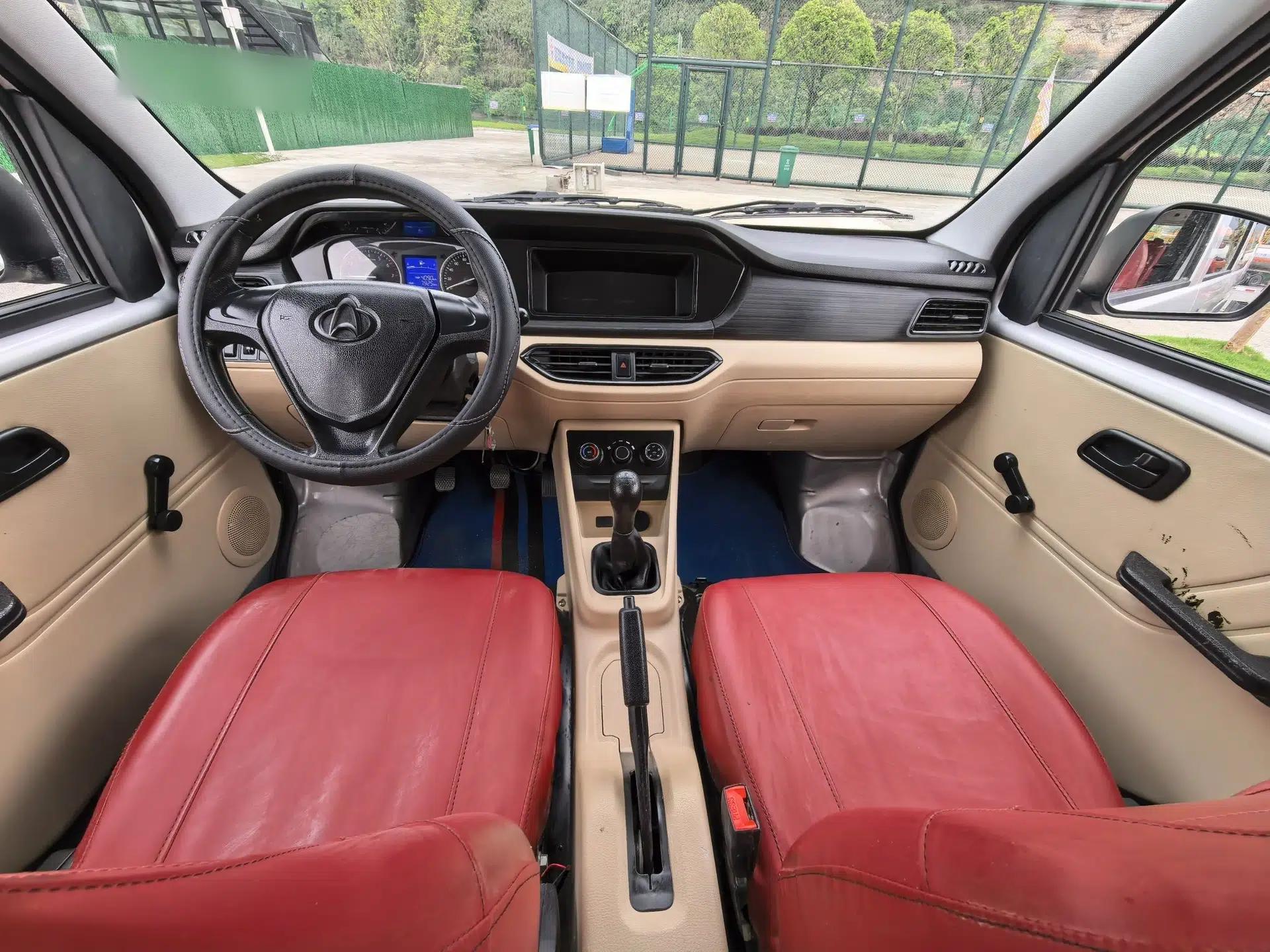 CHANGAN KUAYUE Xing V3 2023 1.5L Gasoline Standard Model 7-Seater Passenger Vehicle — миниатюра 23
