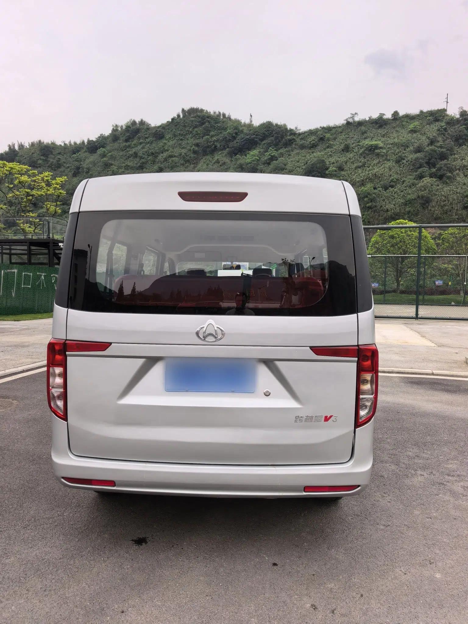 CHANGAN KUAYUE Xing V3 2023 1.5L Gasoline Standard Model 7-Seater Passenger Vehicle — миниатюра 8