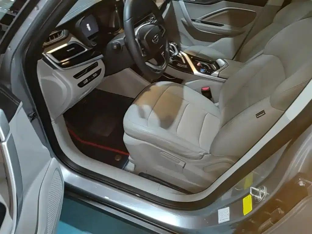 Jiaji New Energy 2021 ePro 1.5TD PHEV Premium Edition — миниатюра 16