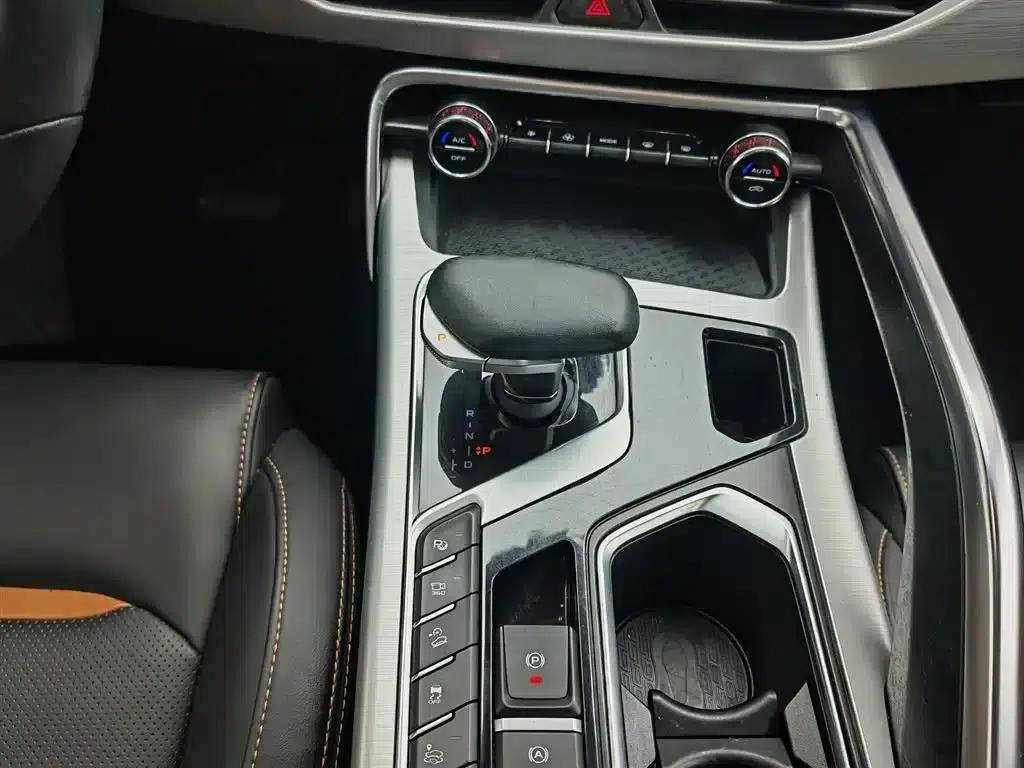 Xingyue New Energy 2019 400T Star Chaser: Pure Electric Range 56km — миниатюра 13