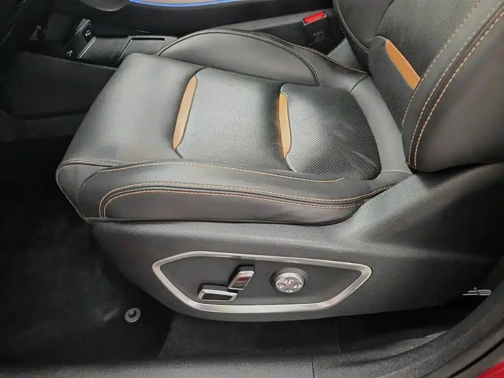 Xingyue New Energy 2019 400T Star Chaser: Pure Electric Range 56km — миниатюра 20
