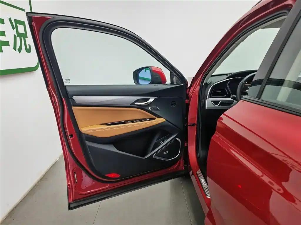 Xingyue New Energy 2019 400T Star Chaser: Pure Electric Range 56km — миниатюра 8