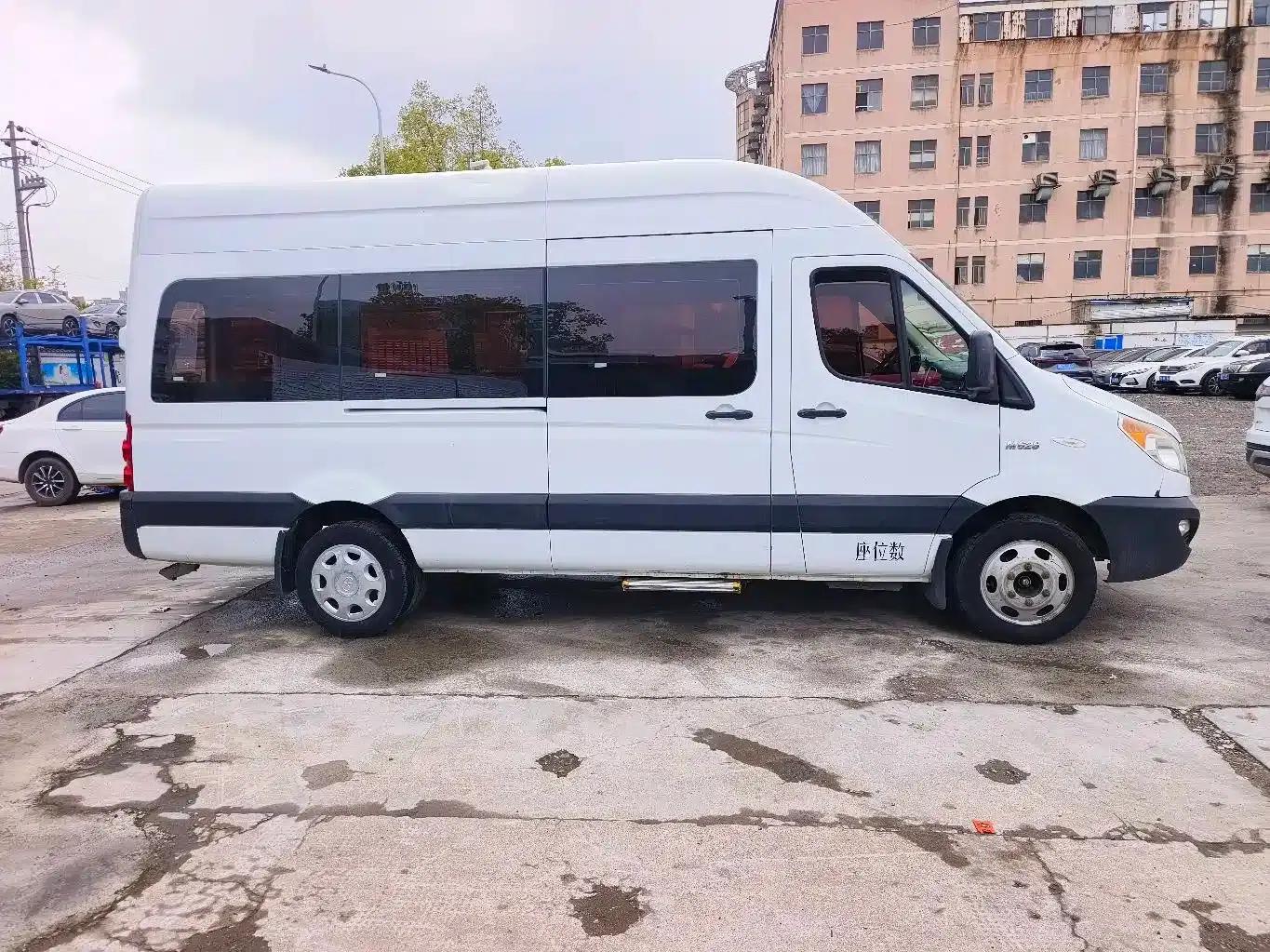 Starlight 2019 1.9T Fuel-Saving King Platinum Edition 5-9 Seats Star Express — миниатюра 4