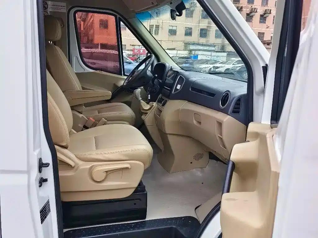 Starlight 2019 1.9T Fuel-Saving King Platinum Edition 5-9 Seats Star Express — миниатюра 7