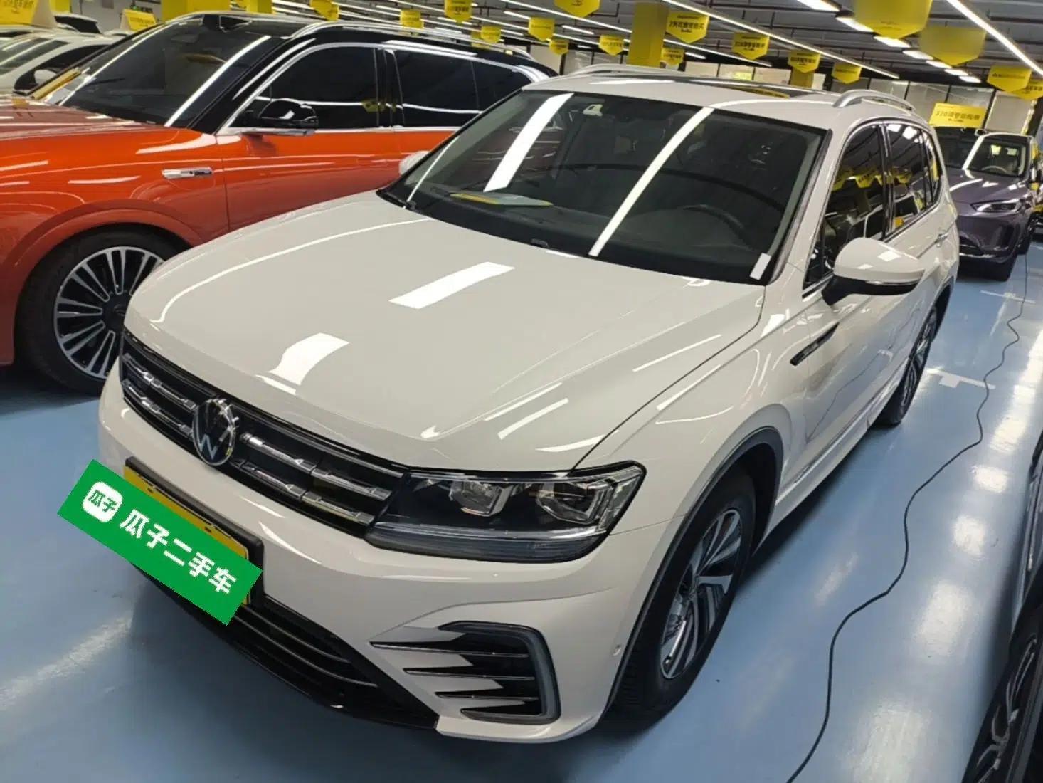Volkswagen Tiguan L New Energy 2021 430 PHEV Plug-in Hybrid Prestige Edition — миниатюра 1
