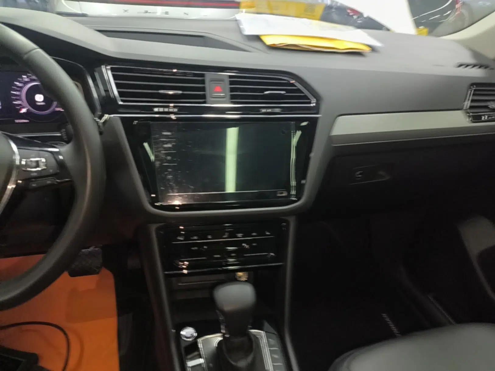 Volkswagen Tiguan L New Energy 2021 430 PHEV Plug-in Hybrid Prestige Edition — миниатюра 16