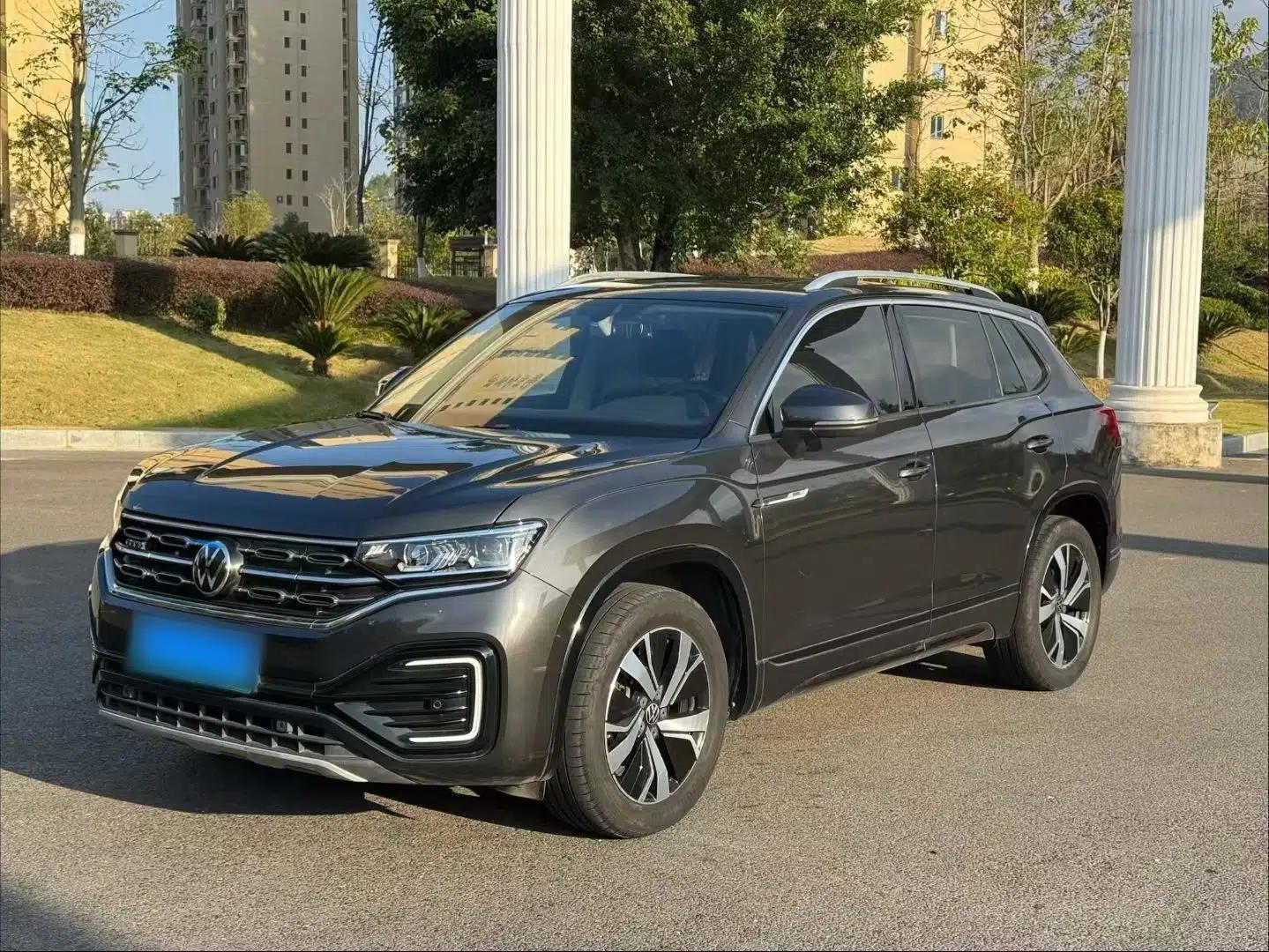 Volkswagen Tayron GTE Plug-in Hybrid 2020 1.4T Luxury Model — миниатюра 1