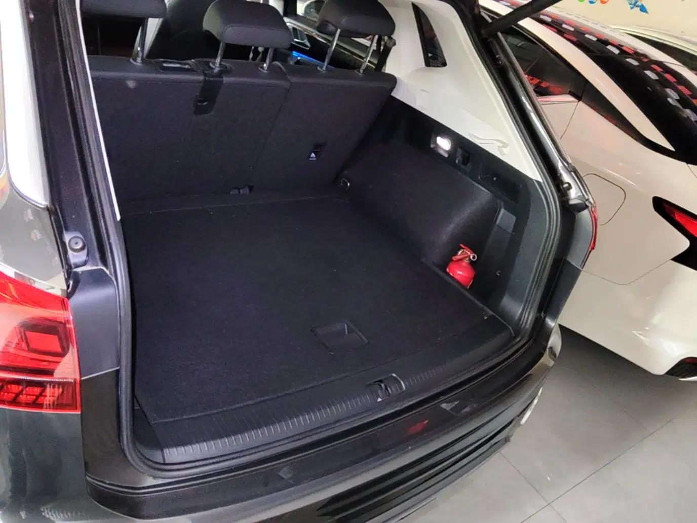 Volkswagen Tayron GTE Plug-in Hybrid 2020 1.4T Luxury Model — миниатюра 22