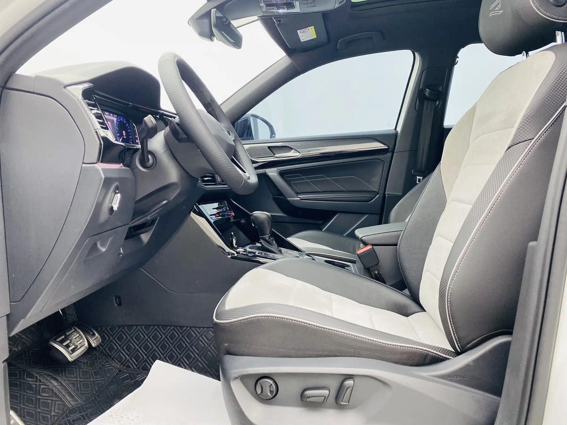 Volkswagen Tayron X 2020 380TSI Four-Wheel Drive Flagship Smart Connectivity Version — миниатюра 18