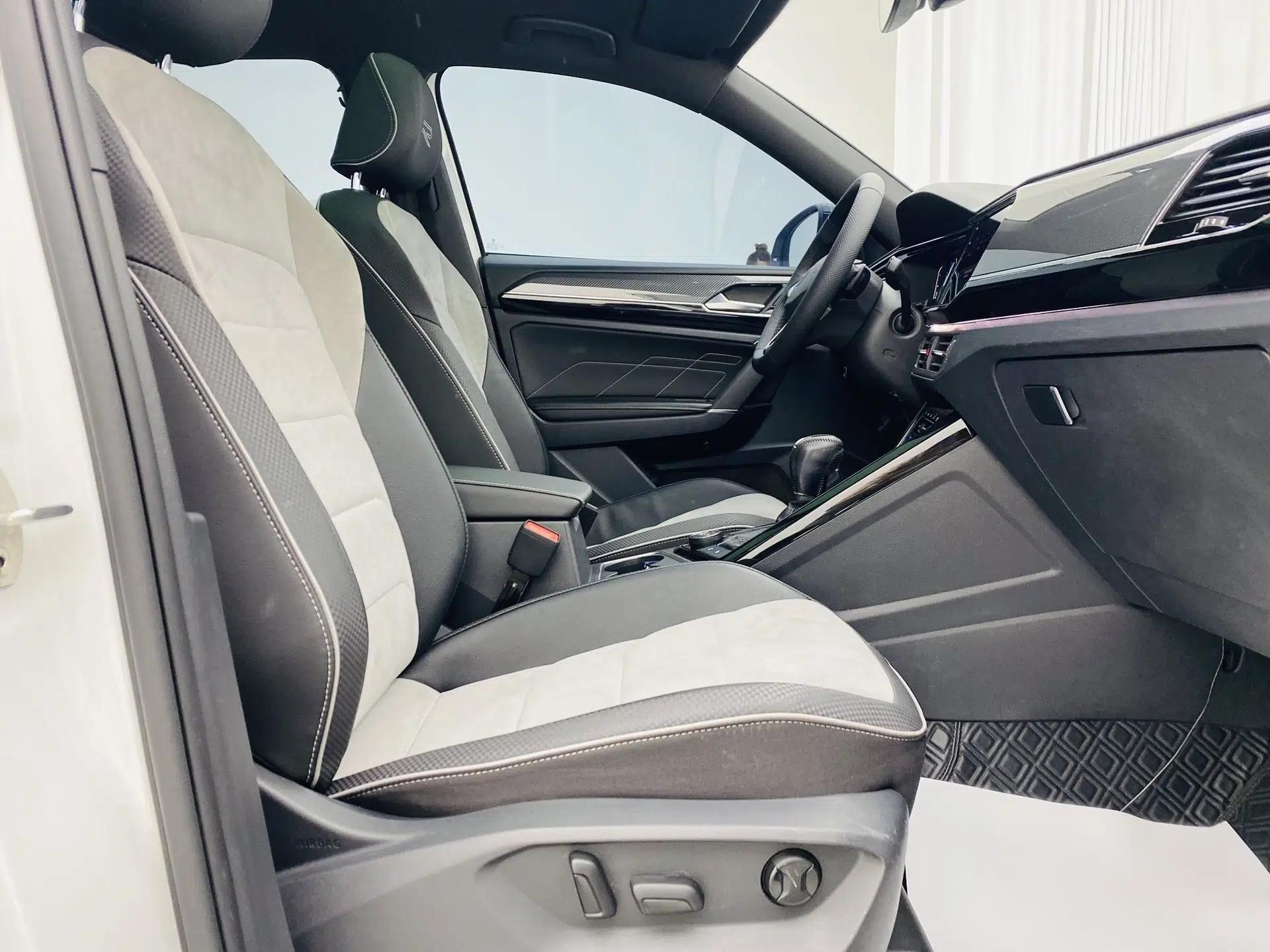Volkswagen Tayron X 2020 380TSI Four-Wheel Drive Flagship Smart Connectivity Version — миниатюра 19