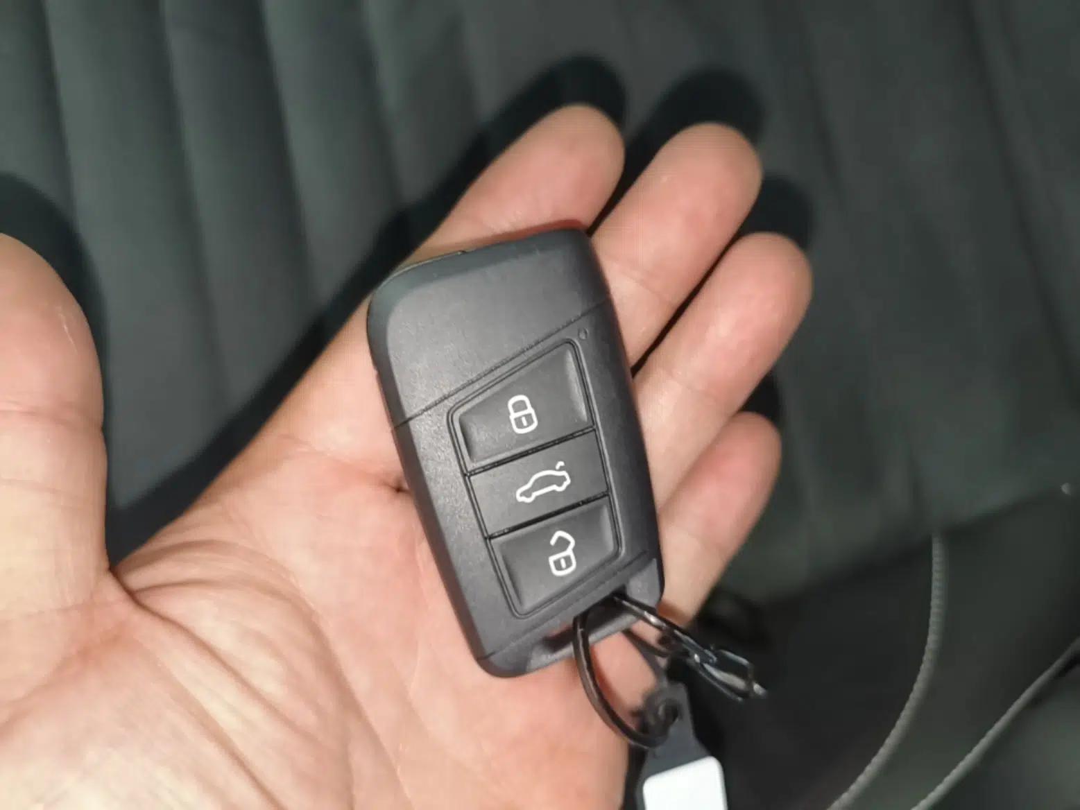 Volkswagen Variant 2021 2.0T Comfort Edition — миниатюра 12