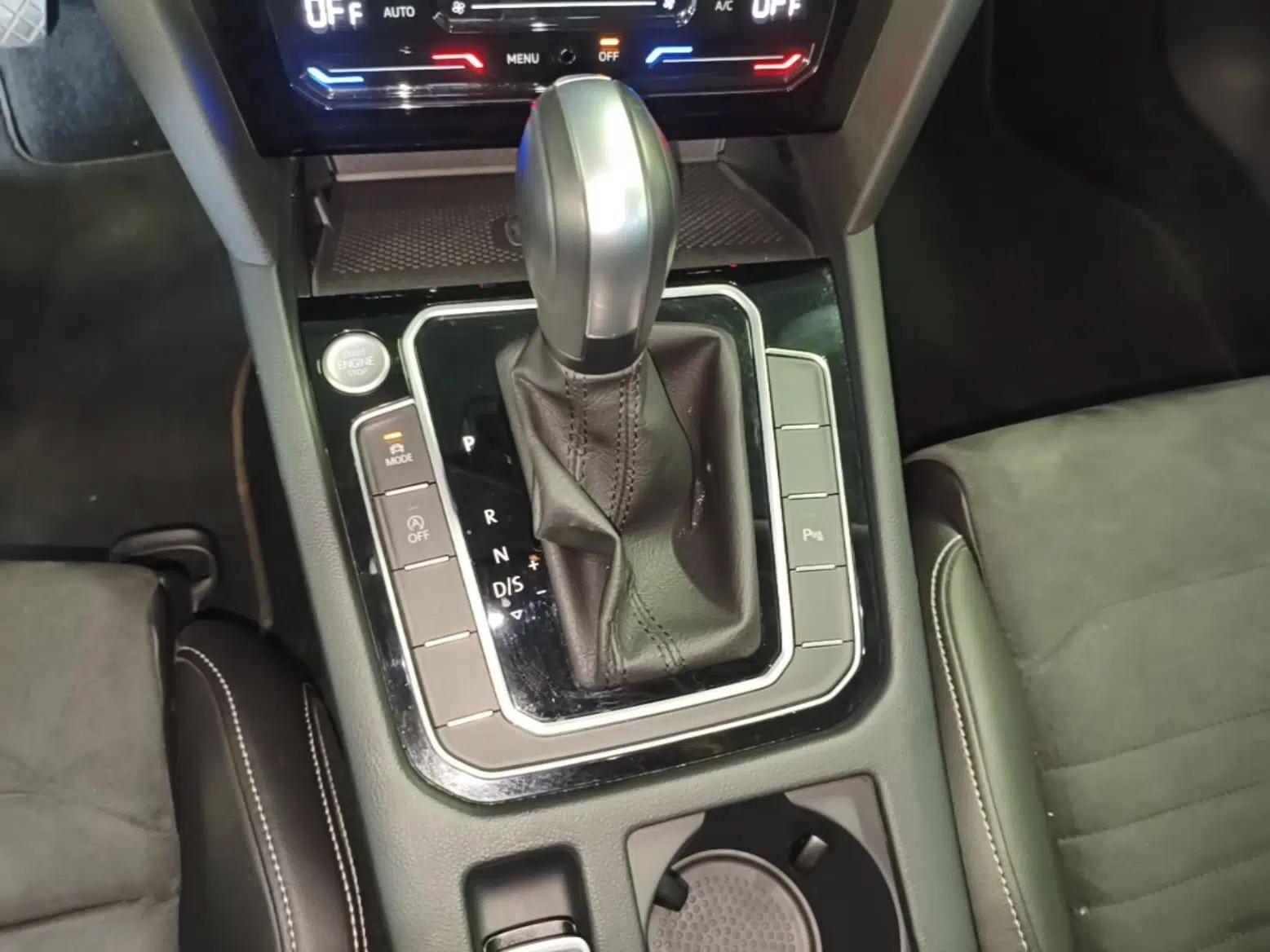 Volkswagen Variant 2021 2.0T Comfort Edition — миниатюра 17