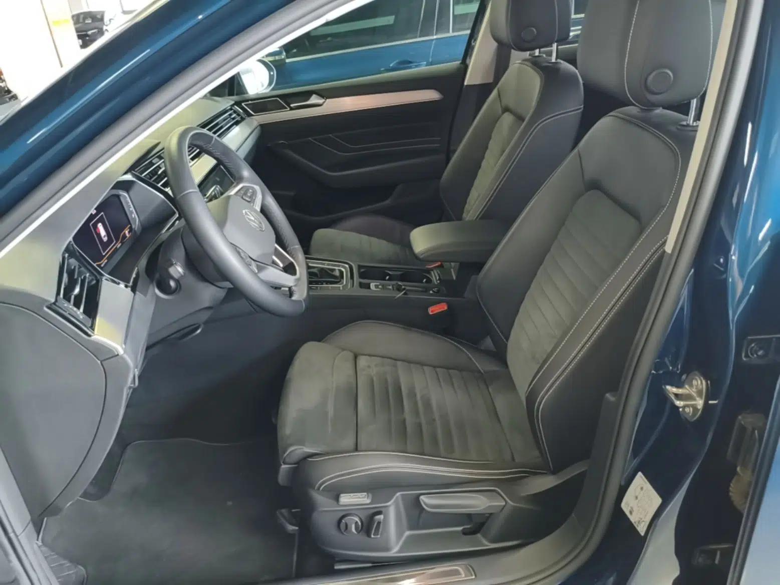Volkswagen Variant 2021 2.0T Comfort Edition — миниатюра 18