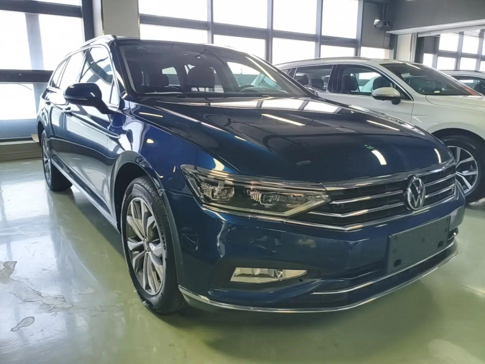 Volkswagen Variant 2021 2.0T Comfort Edition — миниатюра 3