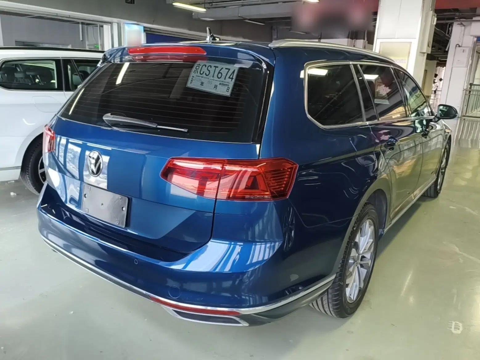 Volkswagen Variant 2021 2.0T Comfort Edition — миниатюра 6
