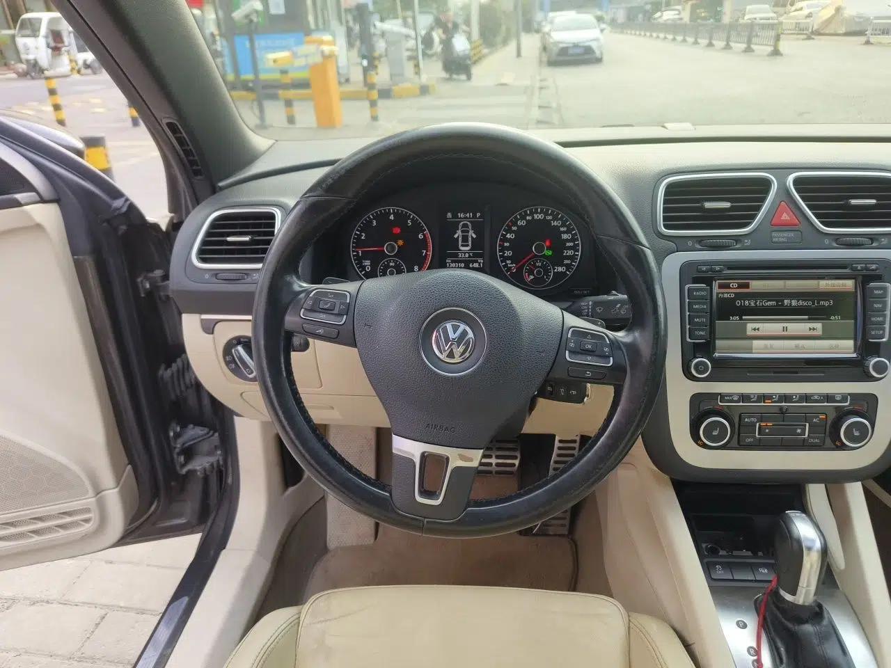 Volkswagen Eos 2011 2.0 TSI — миниатюра 11