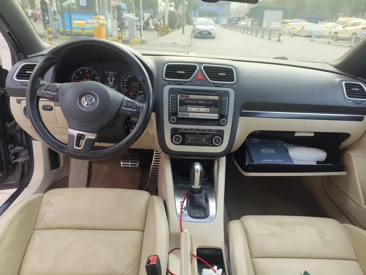 Volkswagen Eos 2011 2.0 TSI — миниатюра 10
