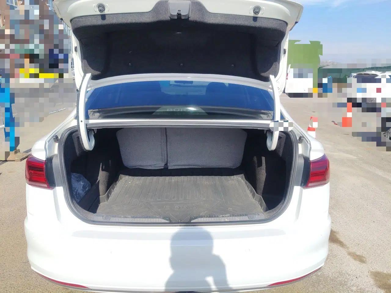 Volkswagen Bora Pure Electric 2020 Shan Model — миниатюра 20