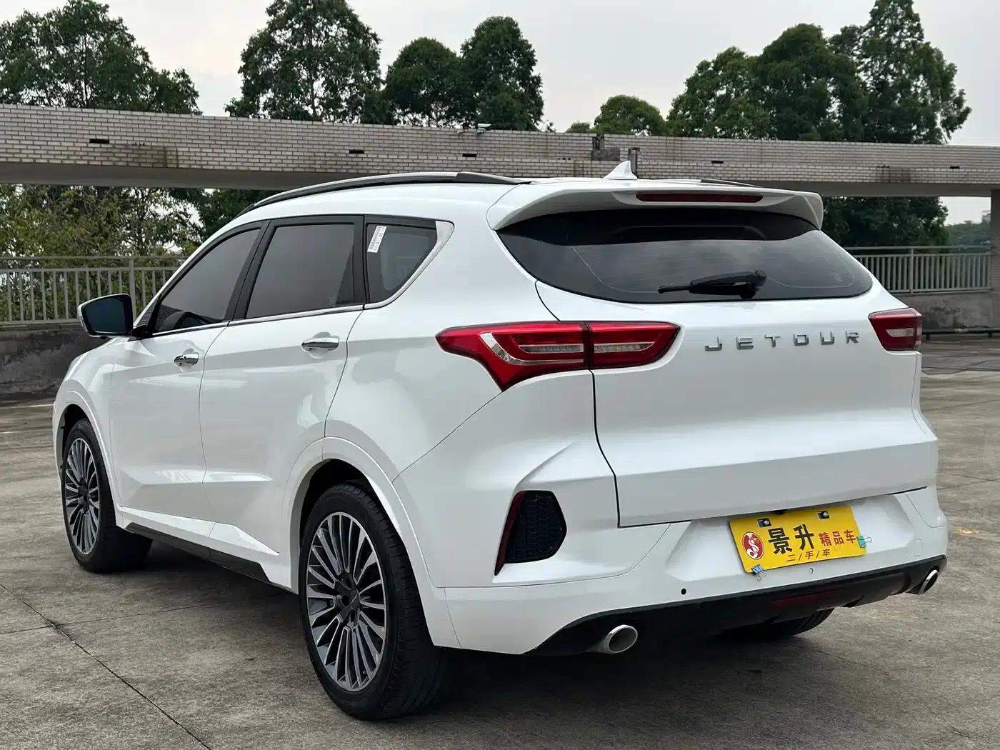 Jetour X70 2020 1.5T DCT Premium Edition 5-seater — миниатюра 7
