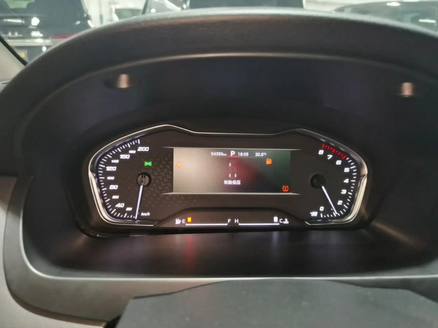 SAIC MAXUS G20 2021 PLUS 2.0T Gasoline Automatic Luxury Edition — миниатюра 14