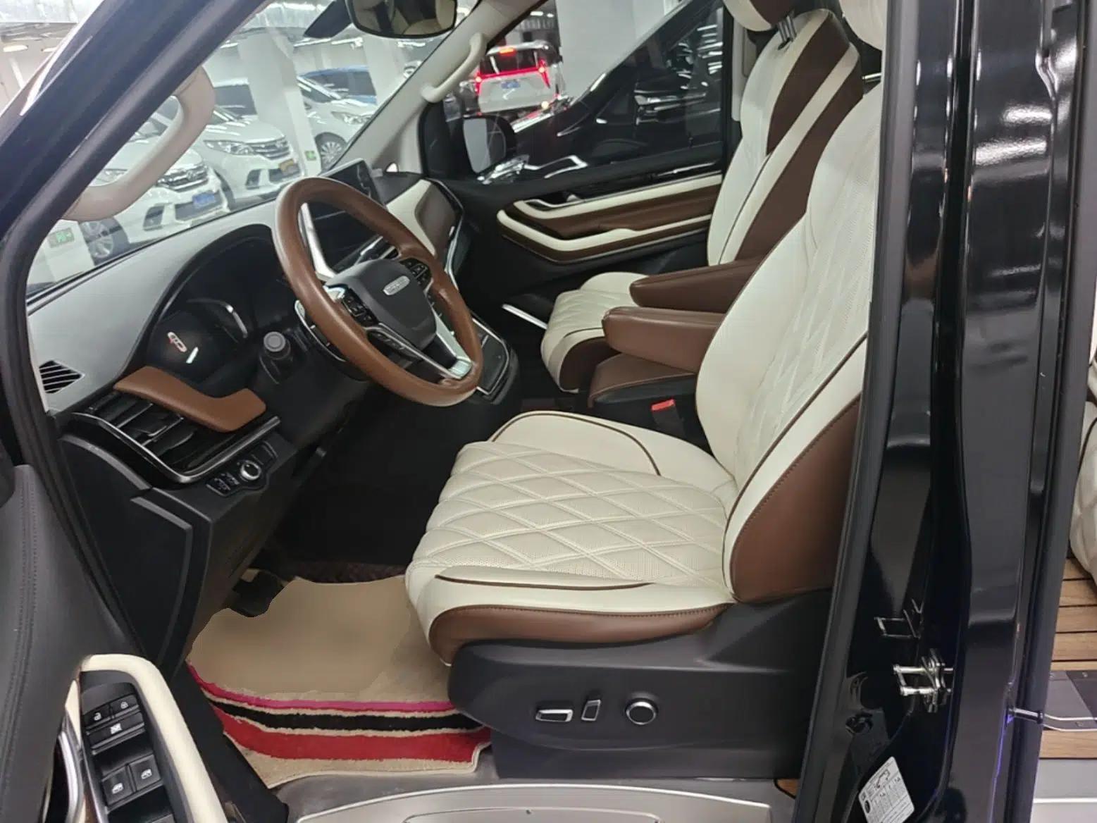 SAIC MAXUS G20 2023 Facelift PLUS 2.0T Diesel Automatic Luxury Edition — миниатюра 17