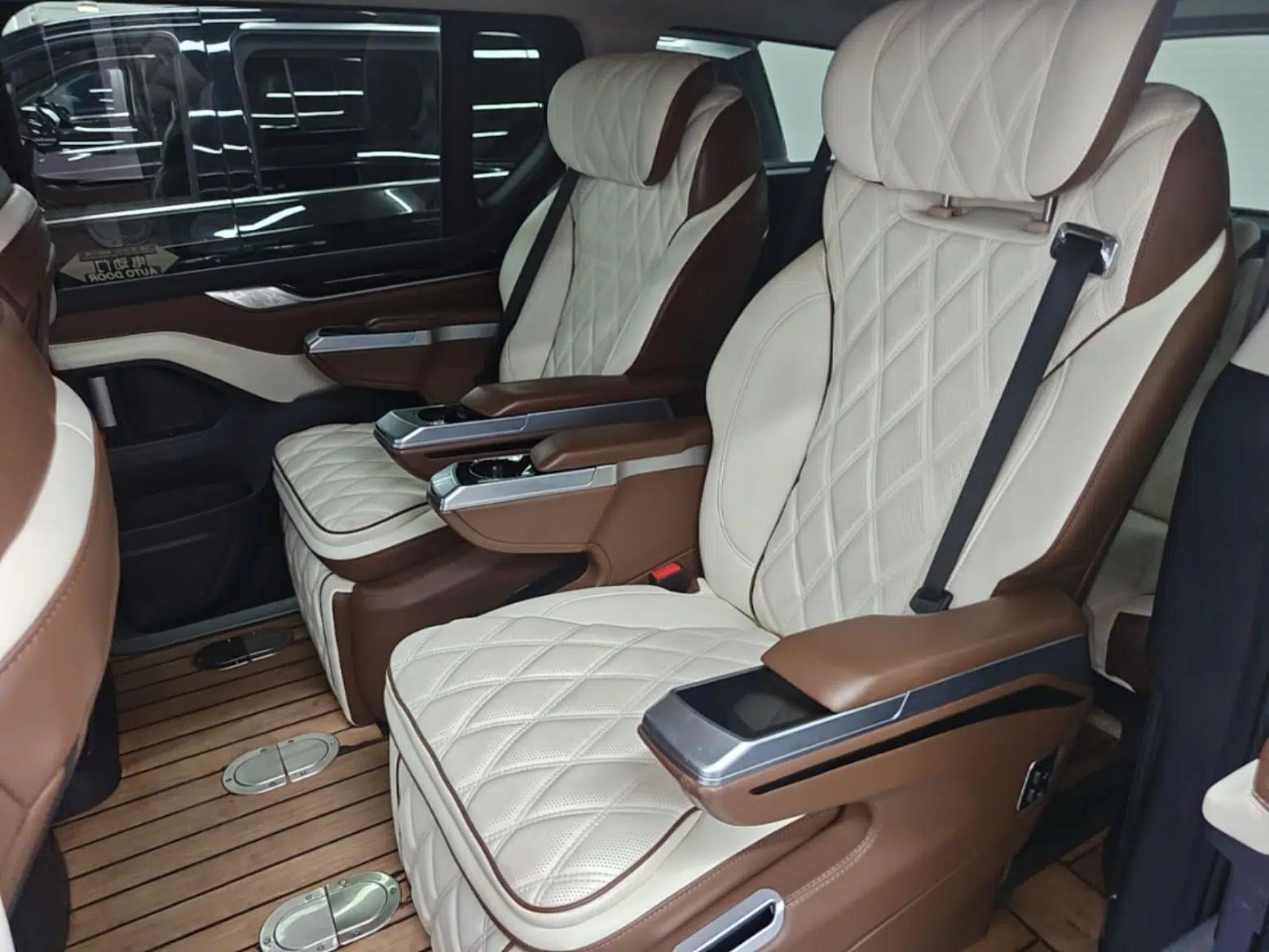 SAIC MAXUS G20 2023 Facelift PLUS 2.0T Diesel Automatic Luxury Edition — миниатюра 19