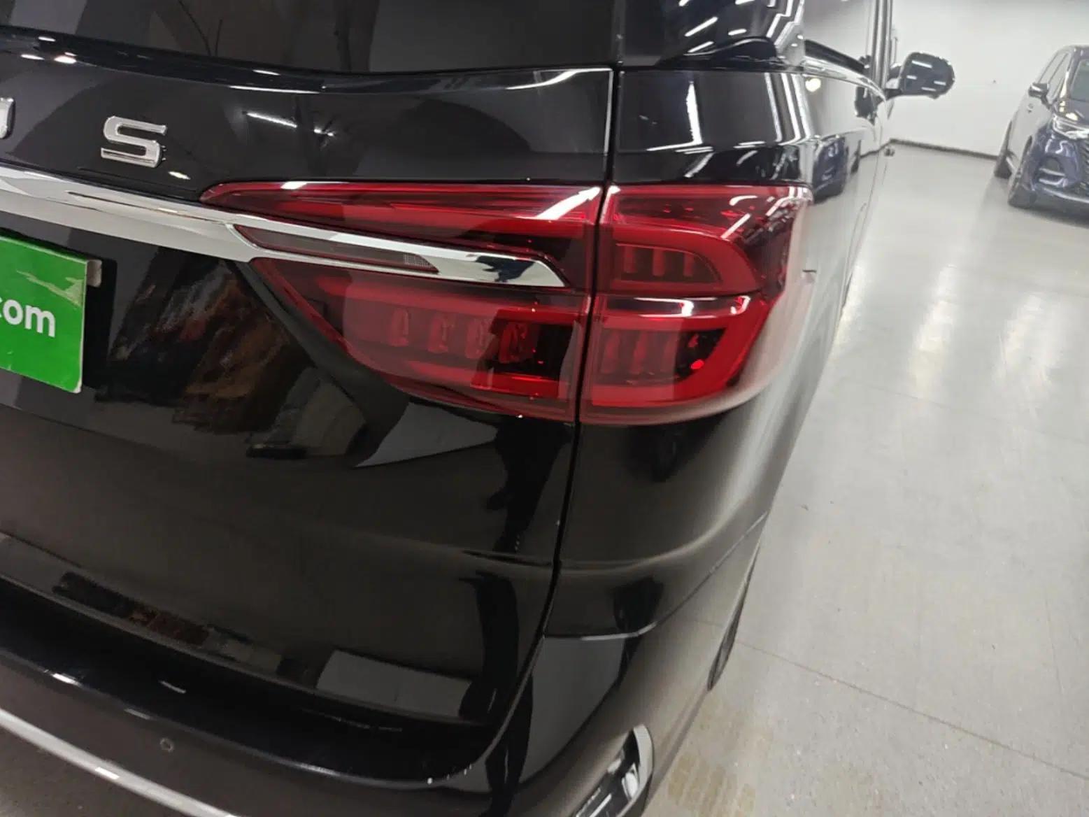 SAIC MAXUS G20 2023 Facelift PLUS 2.0T Diesel Automatic Luxury Edition — миниатюра 8