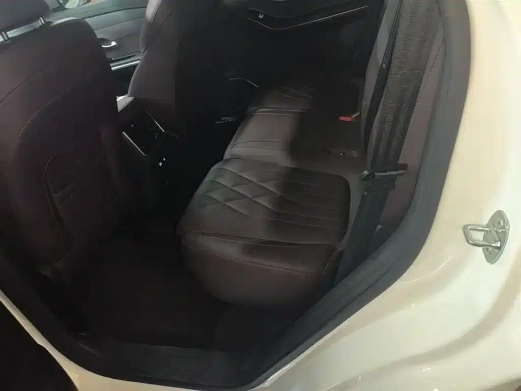 Jetour X90 PRO 2024 2.0T DCT Premium Edition 7-seater — миниатюра 17