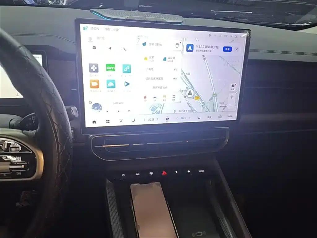 Jetour X90 PRO 2024 2.0T DCT Premium Edition 7-seater — миниатюра 10
