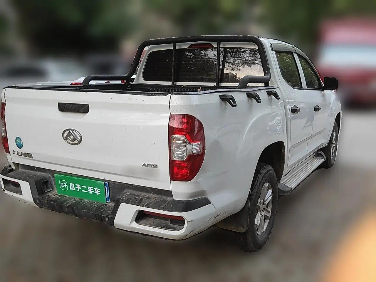 SAIC MAXUS T60 2020 2.0T Diesel Manual Two-Wheel Drive High-Ride Pioneer Edition Standard Cab China VI — миниатюра 6