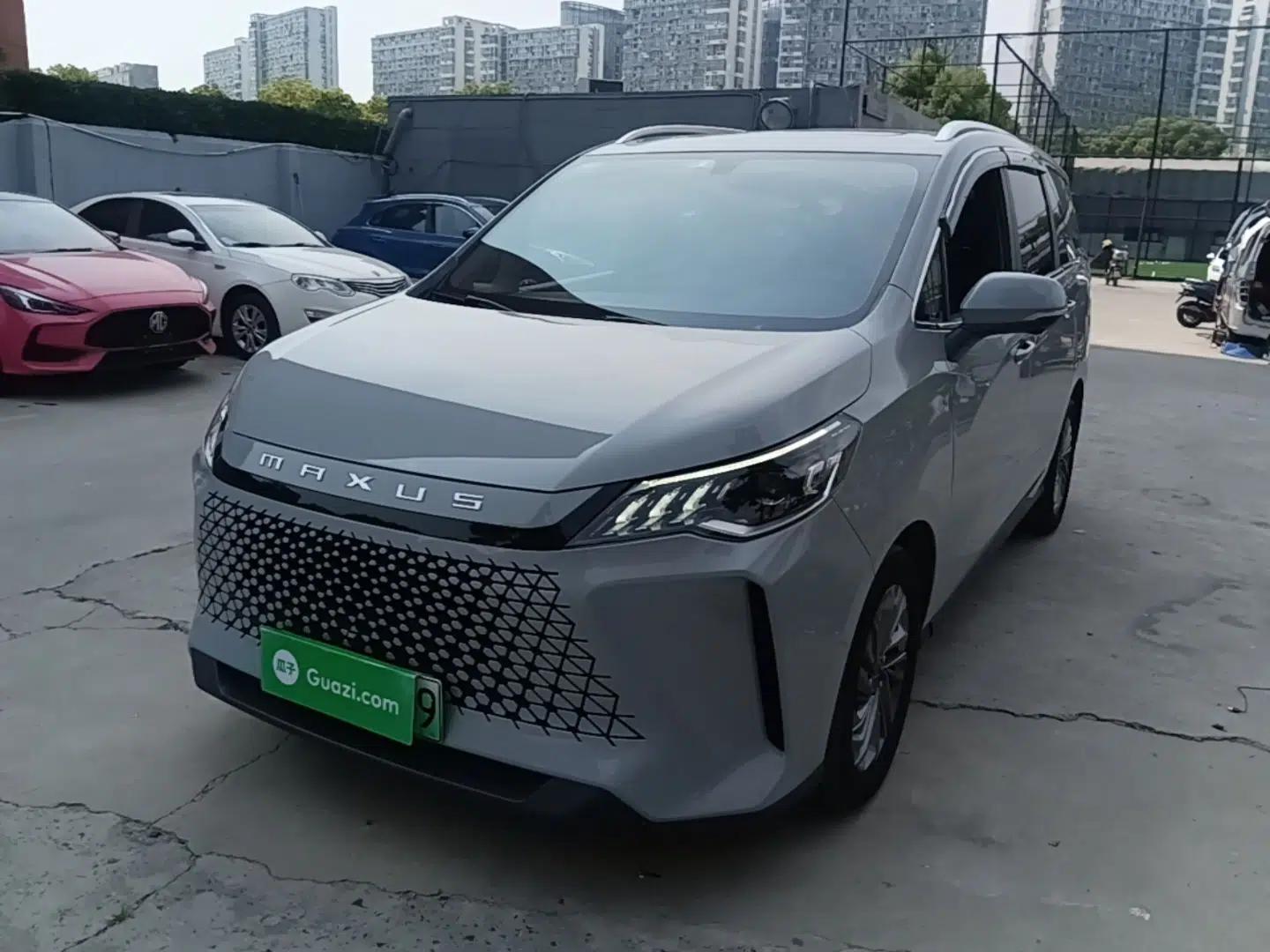 SAIC MAXUS Dajia 5 2024 Restyled 1.3T Plug-in Enjoyment Version 7 Seats — миниатюра 1