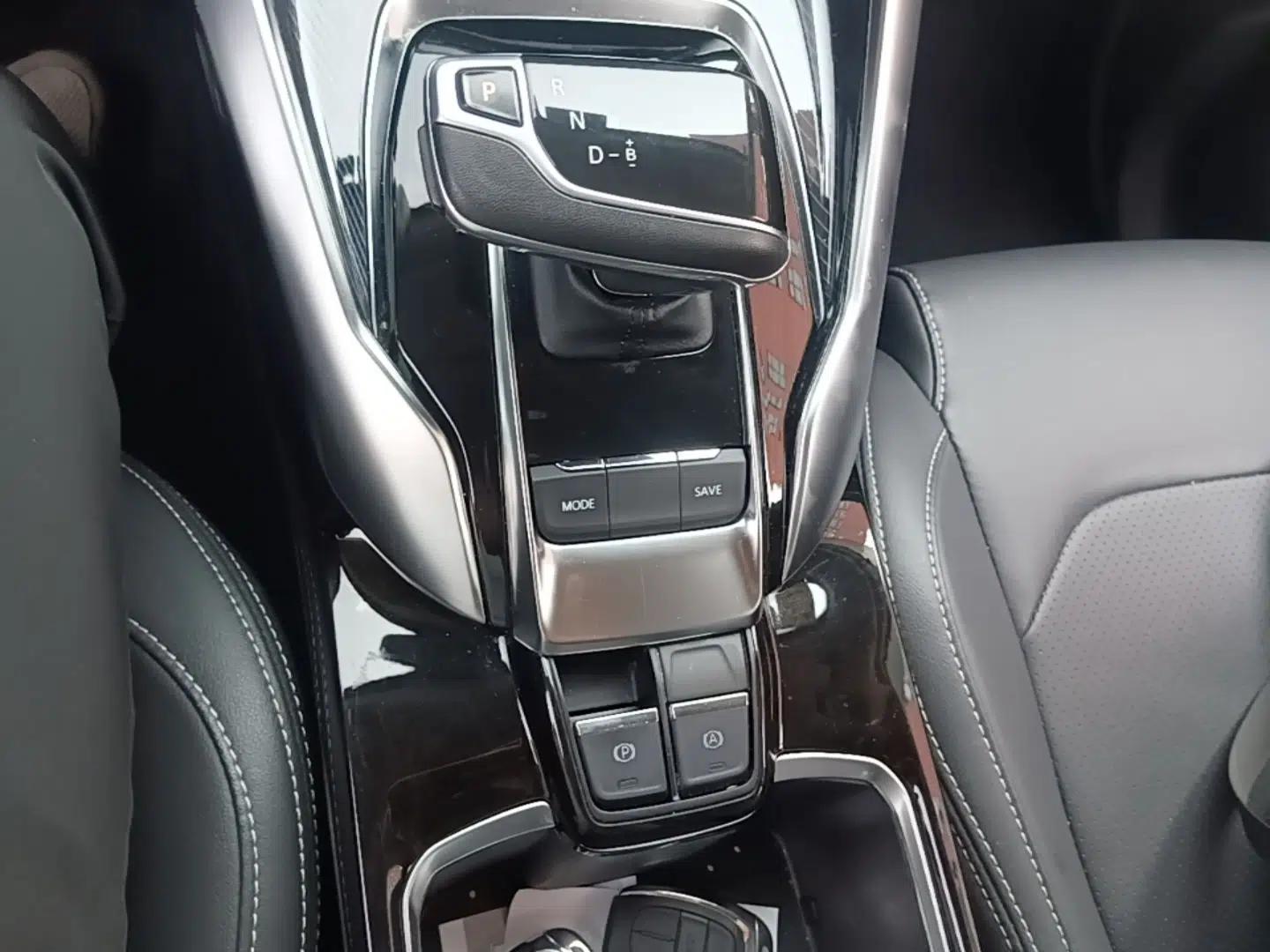 SAIC MAXUS Dajia 5 2024 Restyled 1.3T Plug-in Enjoyment Version 7 Seats — миниатюра 17